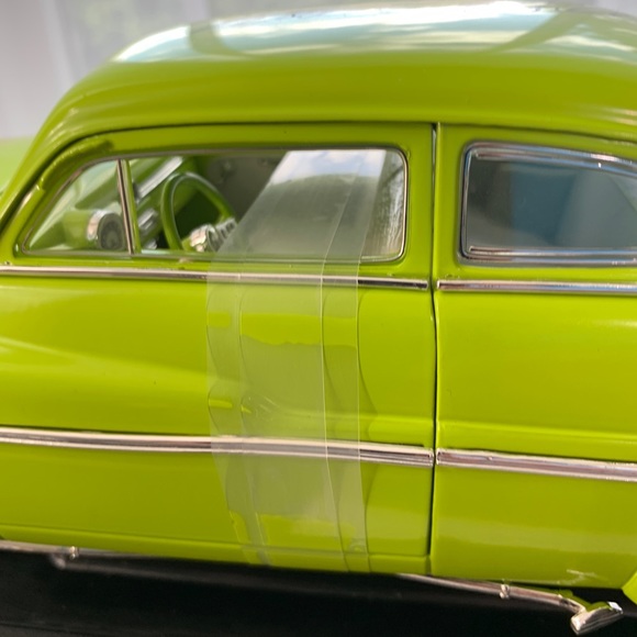 Die Cast Ford Custom Collectable Edsel Ford sig - Picture 6 of 16